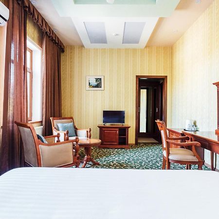Western Suites Hotel Ташкент Экстерьер фото
