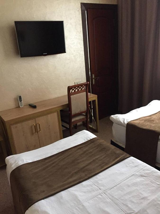 Western Suites Hotel Ташкент Экстерьер фото
