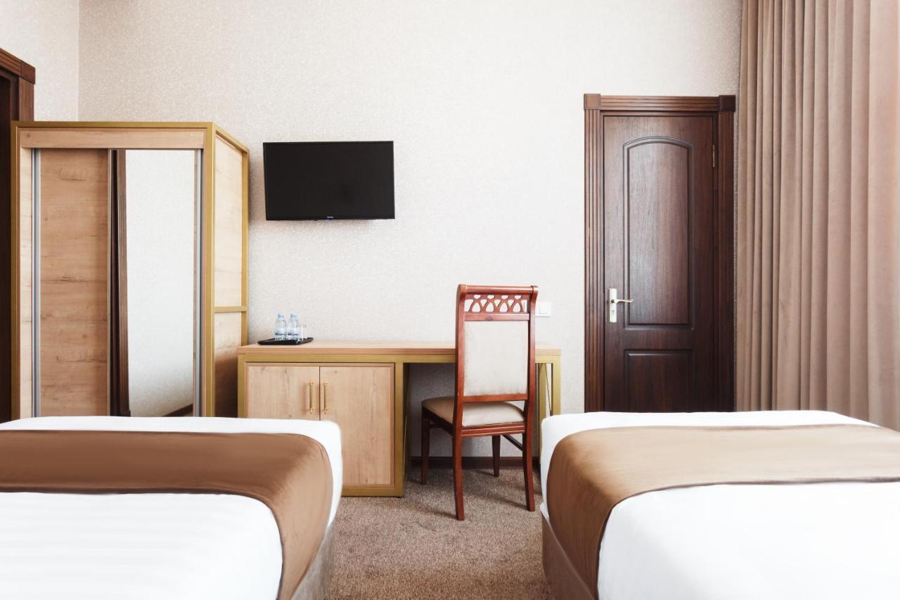 Western Suites Hotel Ташкент Экстерьер фото