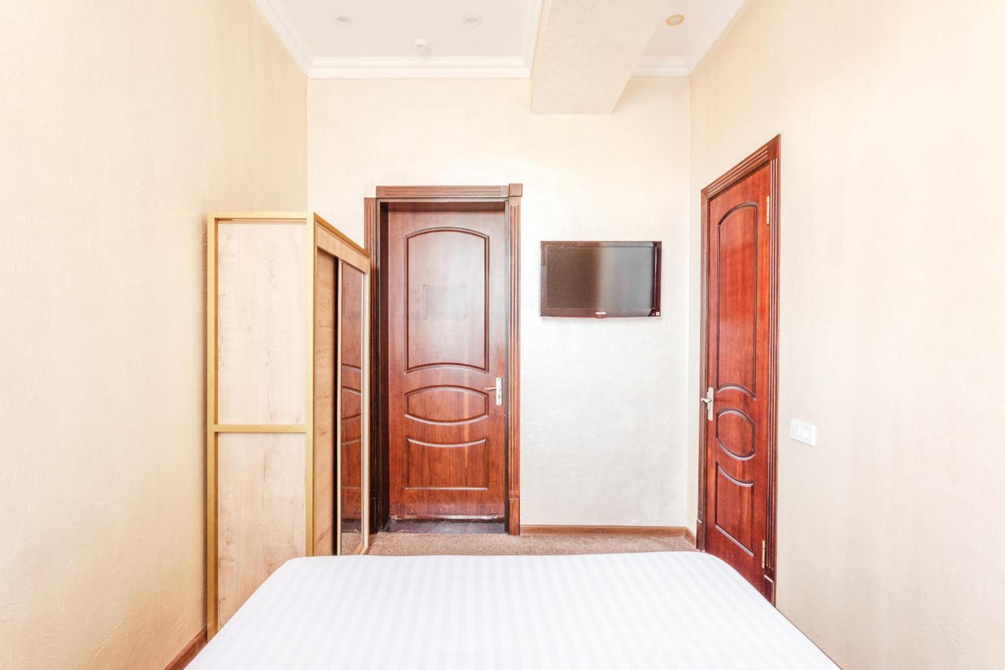 Western Suites Hotel Ташкент Экстерьер фото